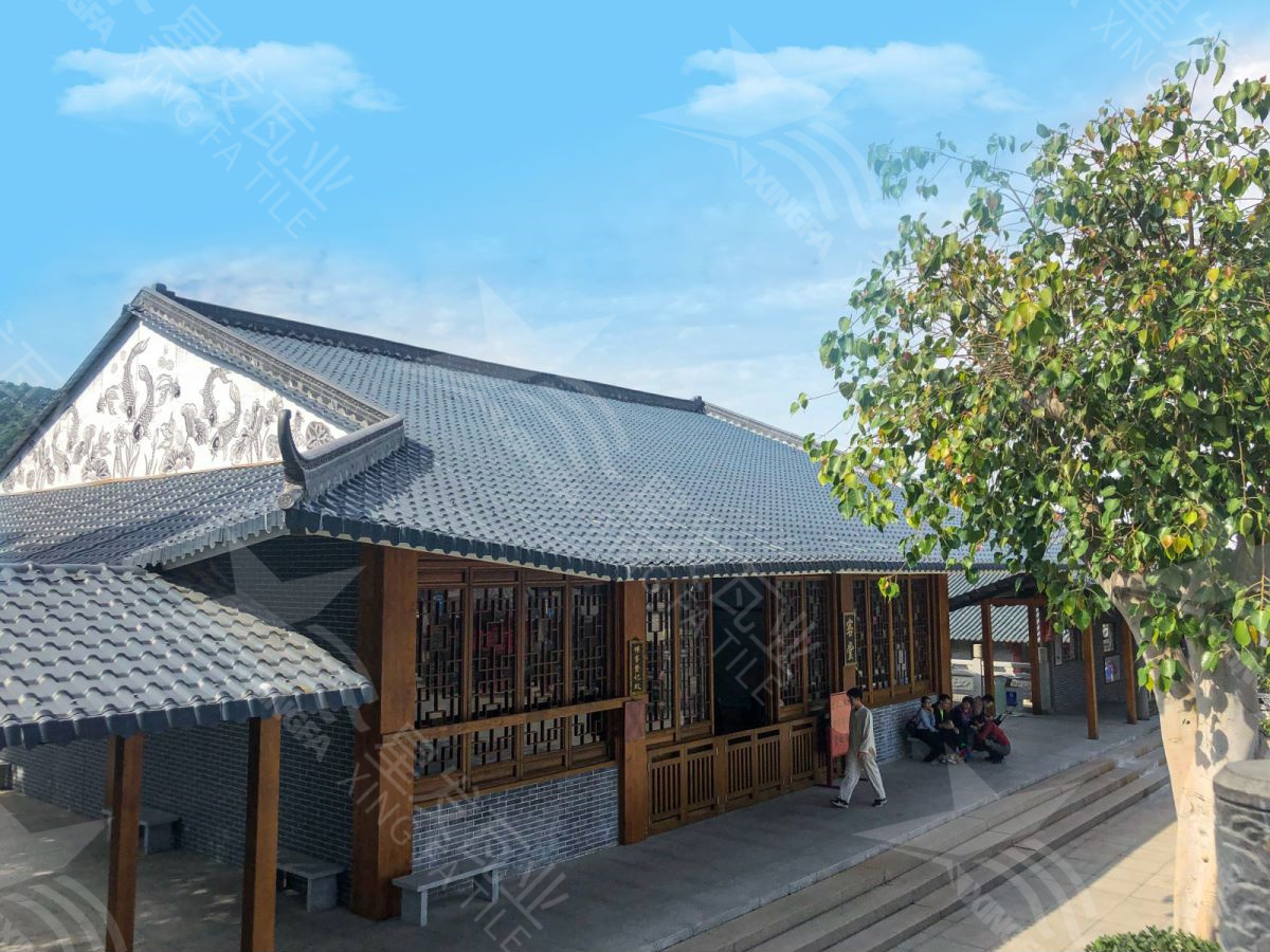 四合院別墅裝飾采光琉璃瓦 隔熱防水堅韌紅色樹脂防腐瓦 南寧仿古建筑樹脂瓦廠家生產制造